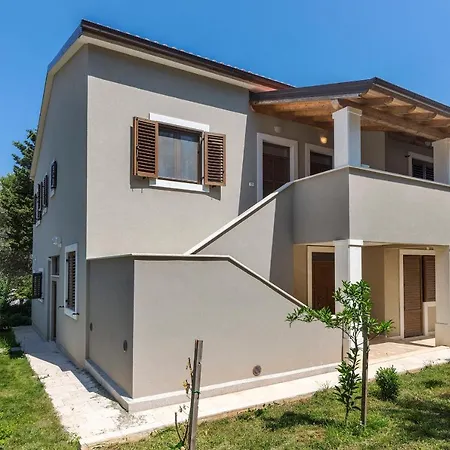 Apartman Mikaela Premantura